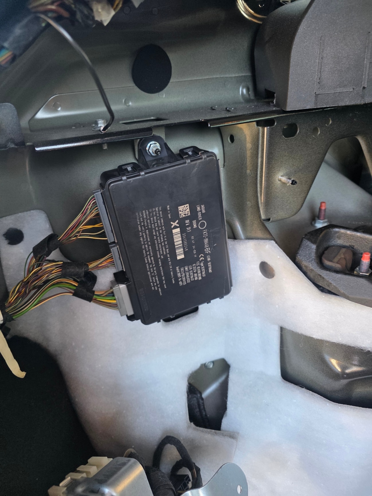 Computer power supply in car