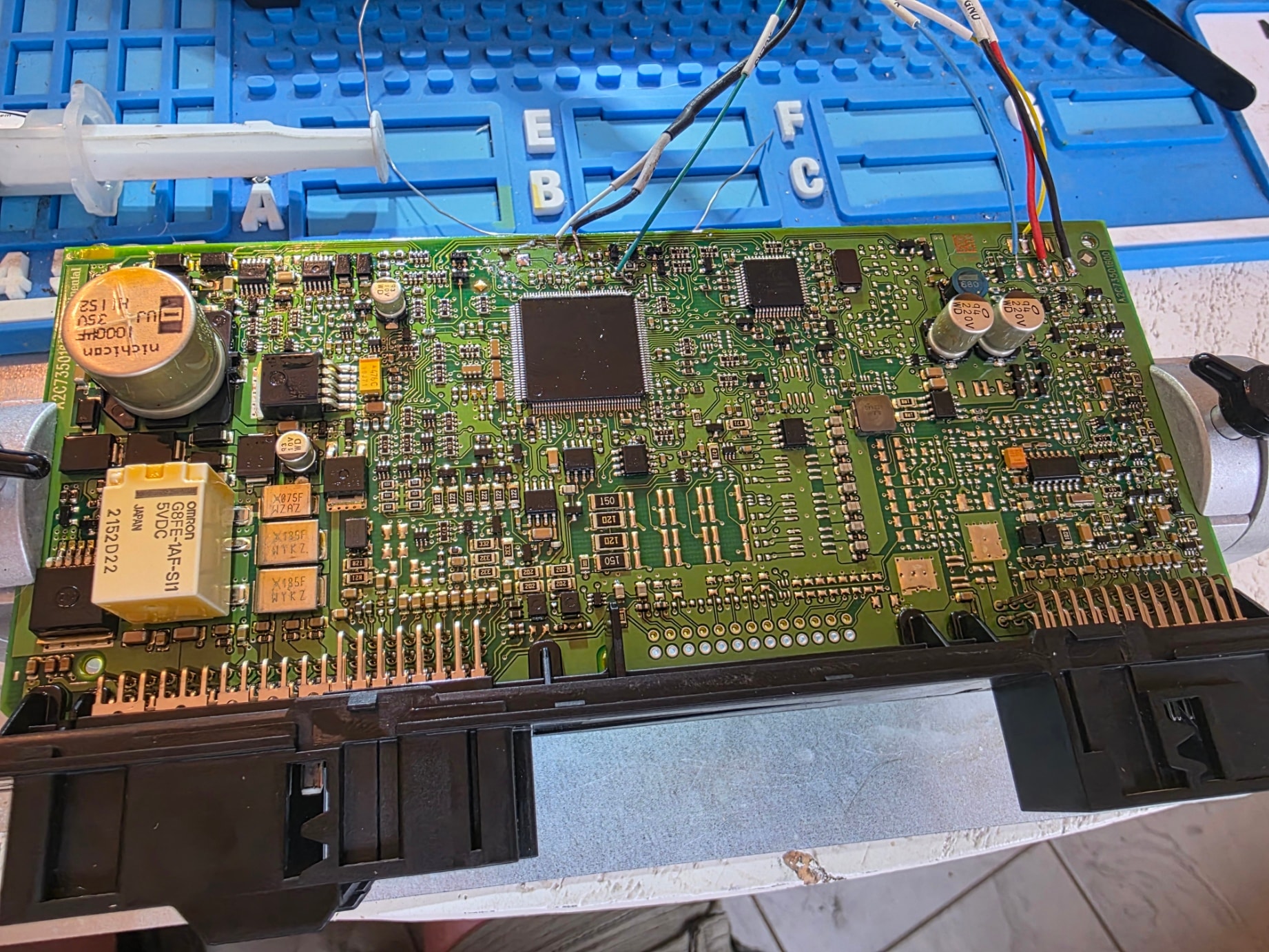 Circuit board with wiring
